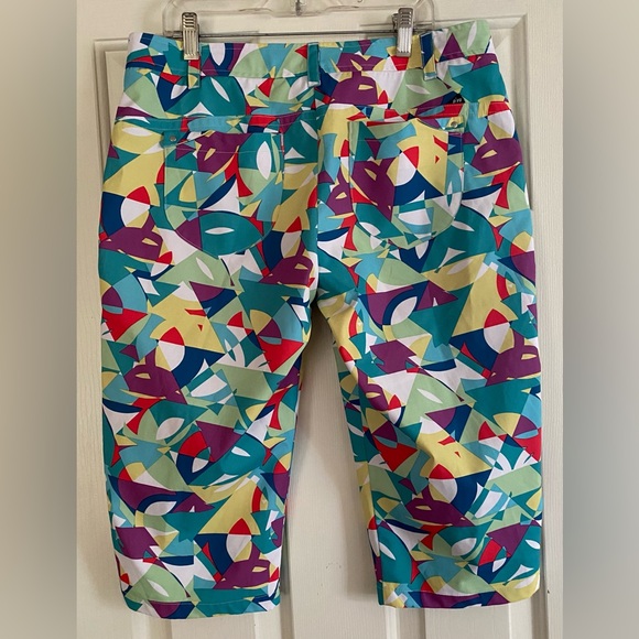 NVO Sport Golf Long Shorts. Multicolor Geometric Pattern Peddle Pusher. Size 8. - Picture 3 of 15